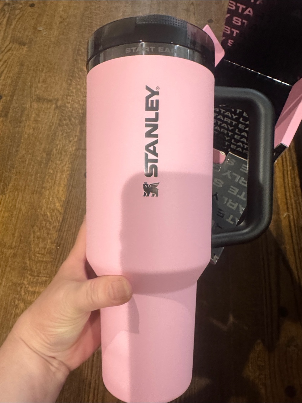 Stanley X Messi/Pink/Black/Flip Straw/GOAT/Travel Tumbler with Black Handle/NIB! - Picture 15 of 15